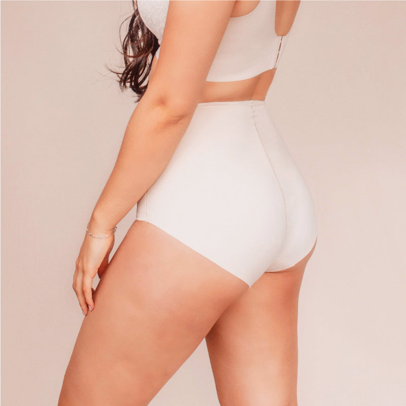 MID-COMPRESSION PANTY SEAMLESS IN BACK NUDE