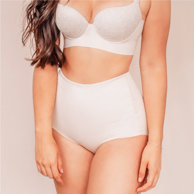 MID-COMPRESSION PANTY SEAMLESS IN BACK NUDE